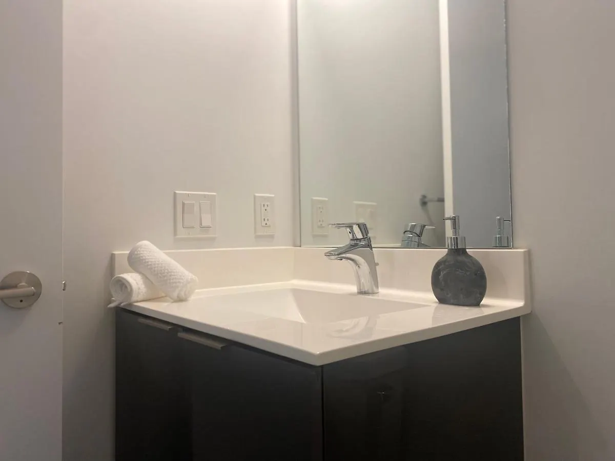 1 Bedroom Waterfront Condo Toronto Appartement