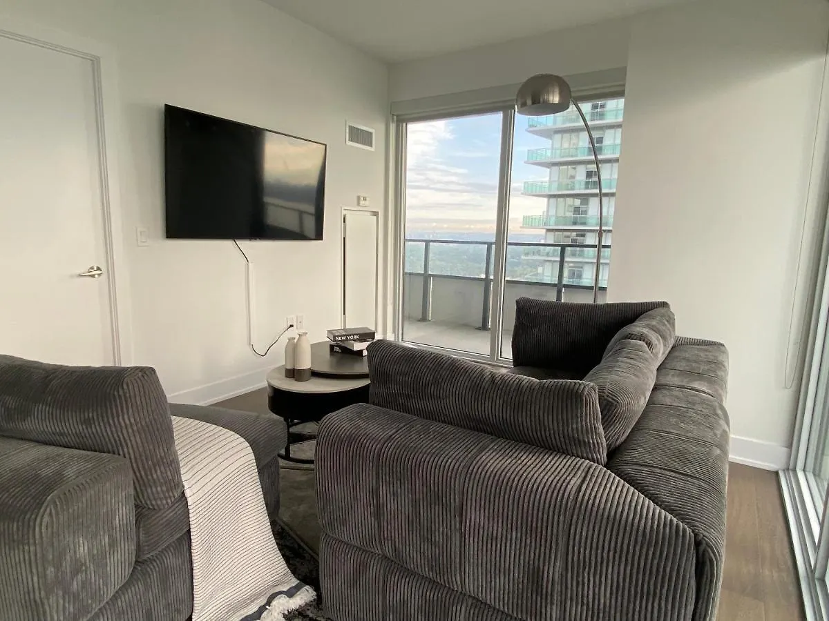 1 Bedroom Waterfront Condo Toronto Canada