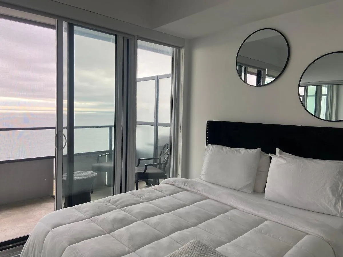 1 Bedroom Waterfront Condo Toronto Appartement